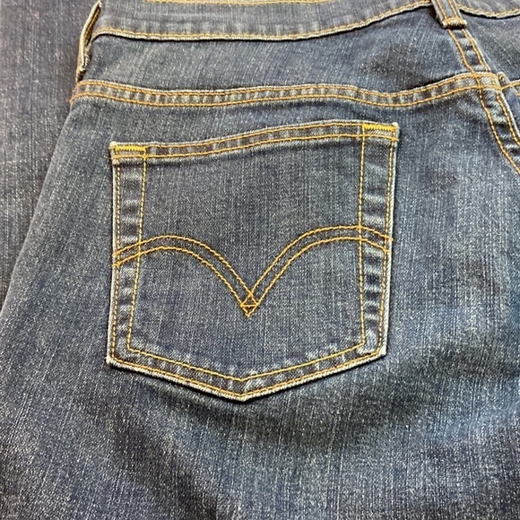 Levi’s 515 Bootcut Jeans 8 Short Dark wash - Picture 5 of 9